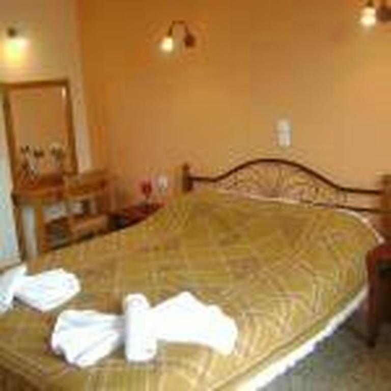 كاندية Adonis Beach Hotel المظهر الخارجي الصورة