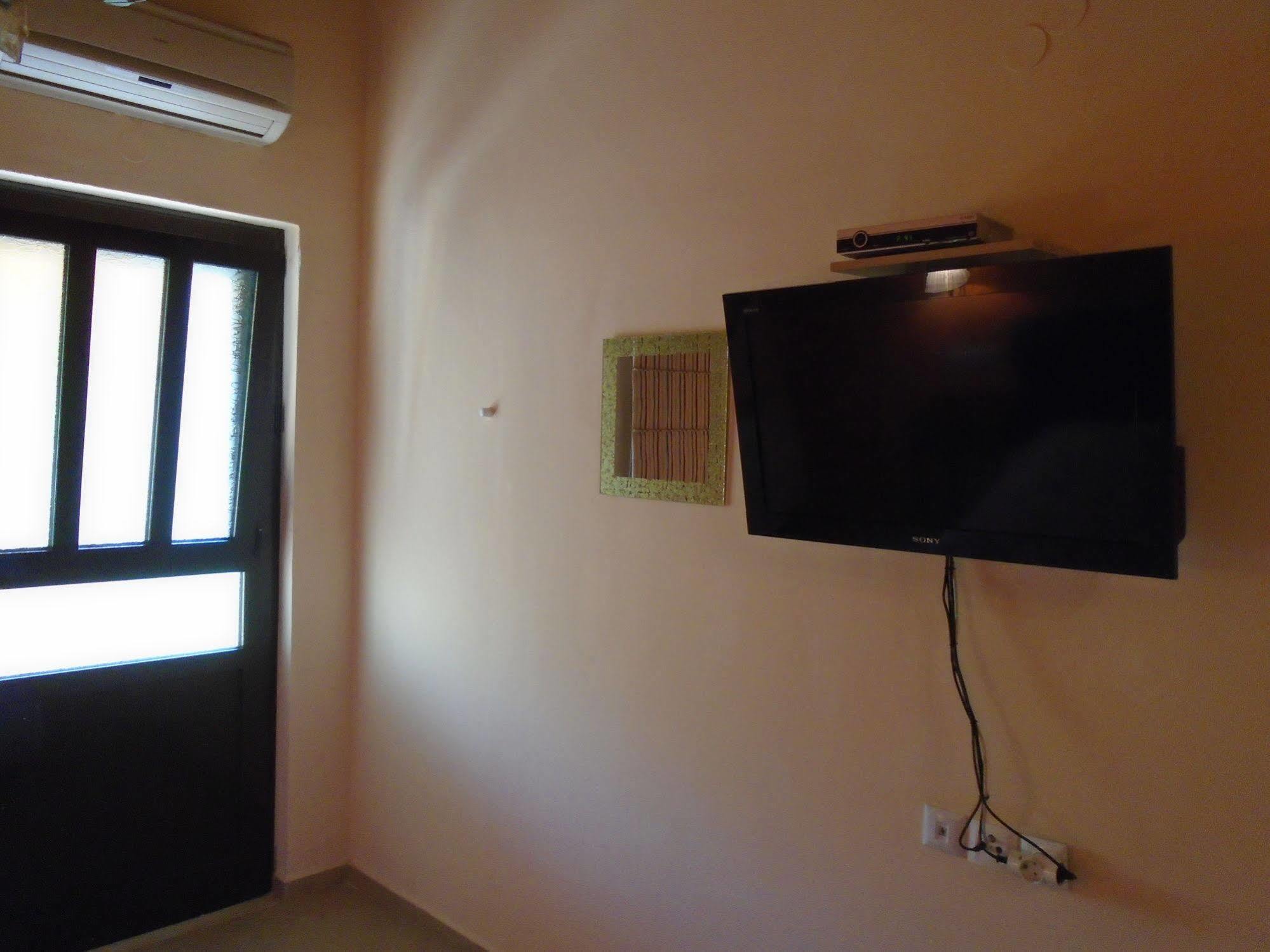 كاندية Adonis Beach Hotel المظهر الخارجي الصورة