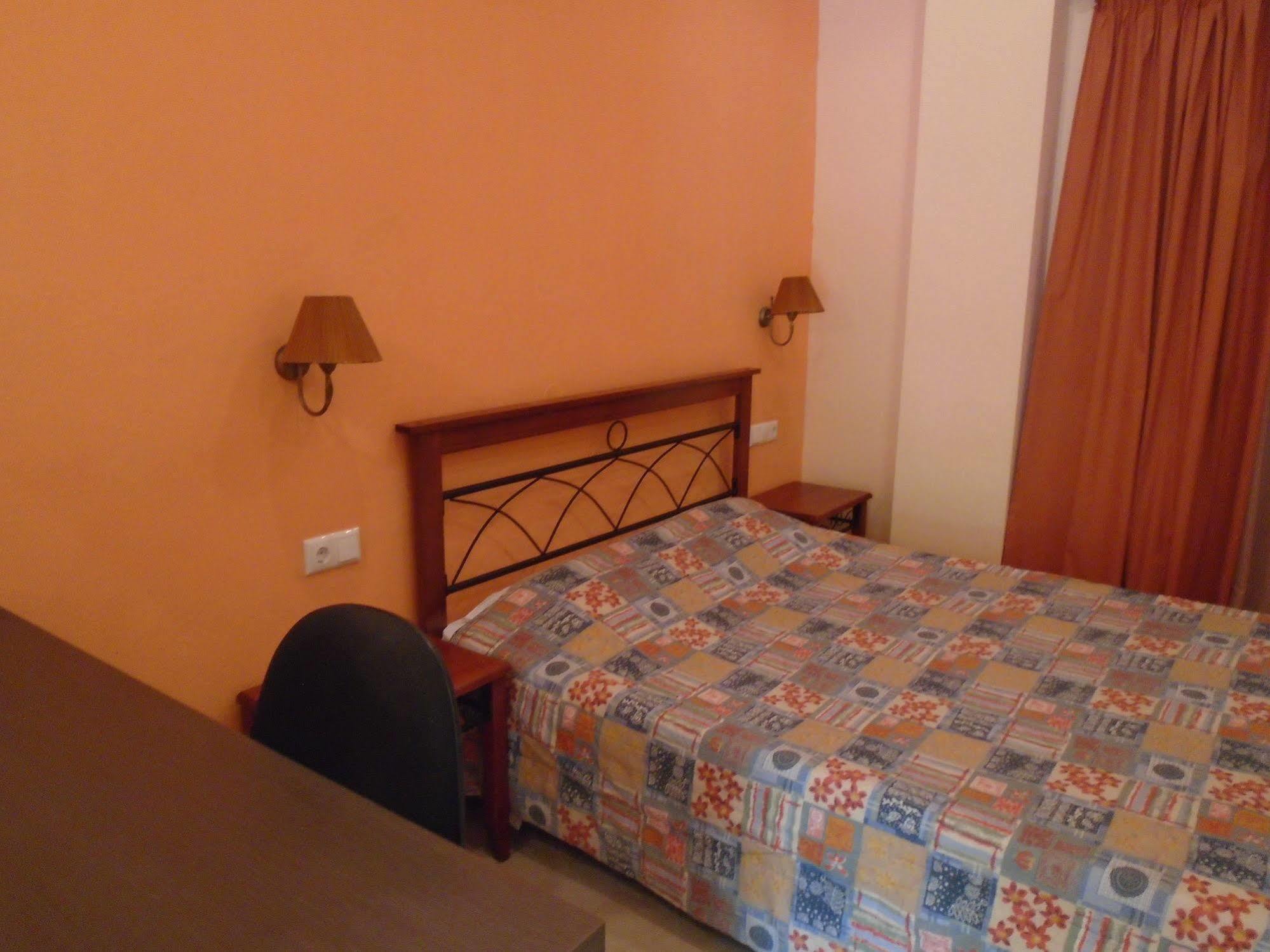كاندية Adonis Beach Hotel المظهر الخارجي الصورة